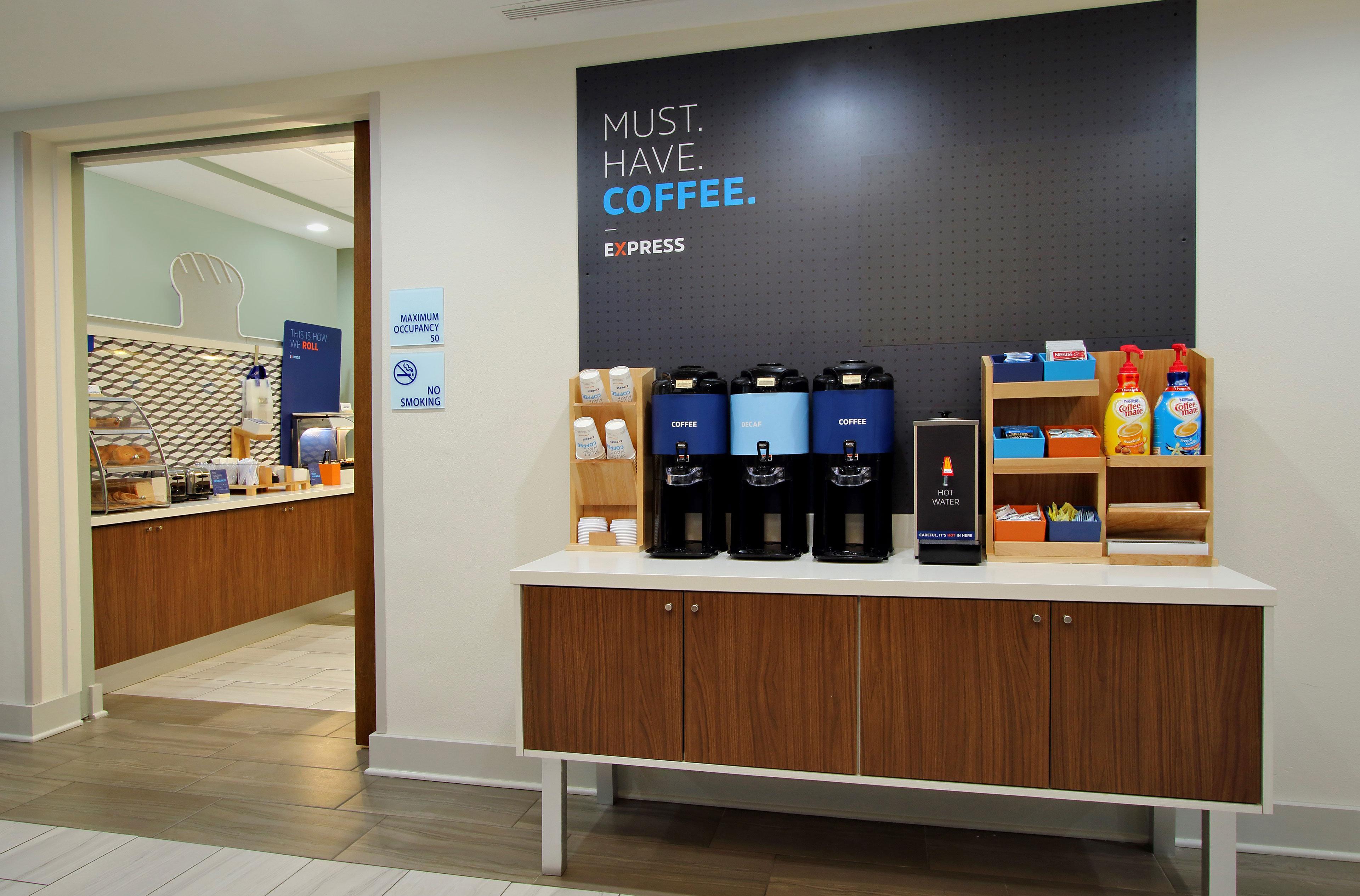 Holiday Inn Express Prince Frederick By Ihg Bagian luar foto